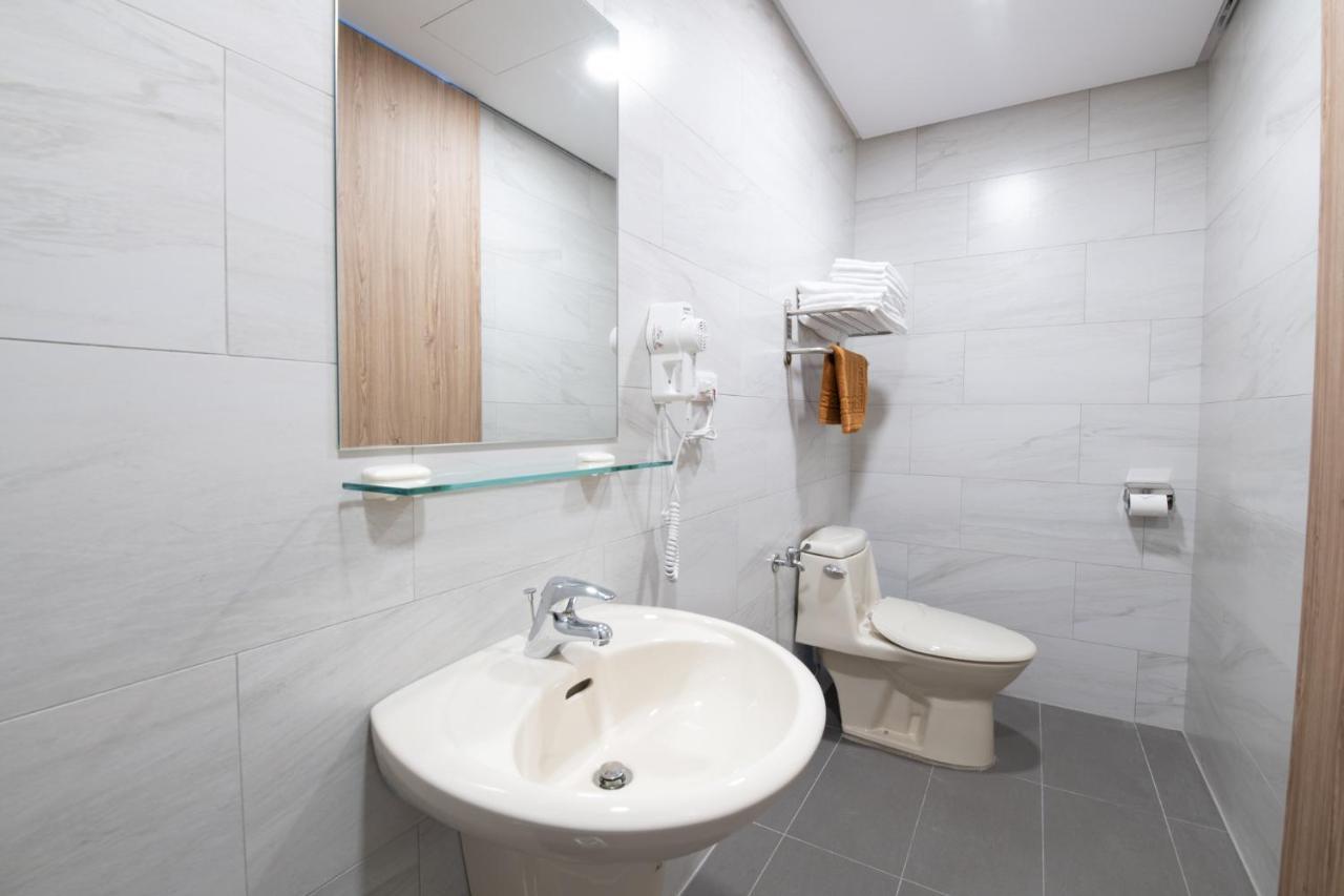 Liann Hotel Taichung Exterior foto